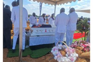 THOUSANDS TURN ZORORO INTO A SEA OF PURPLE TO BID SHALOM FAREWELL