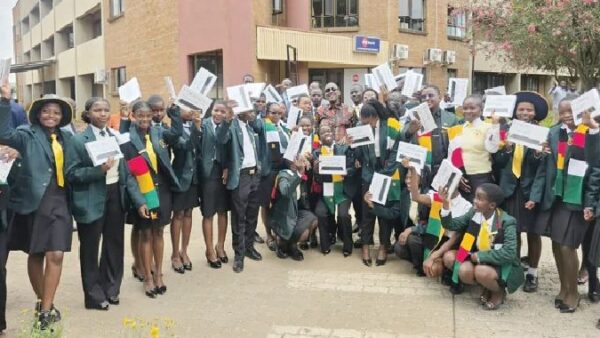 43 Midlands junior MPs receive Presidential tablets