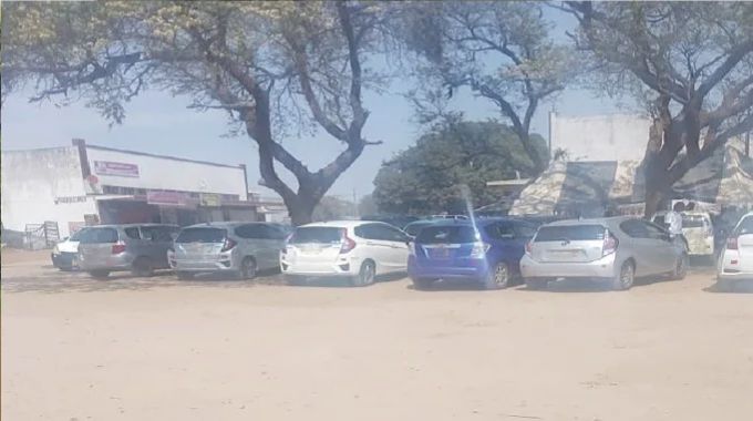 e-hailing drivers turn on each other over ‘peanuts’ fares
