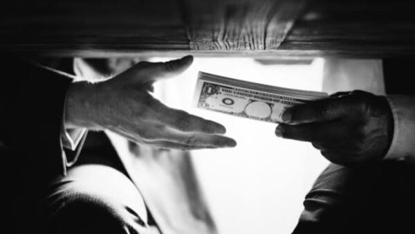 4 traffic police officers in court for bribery