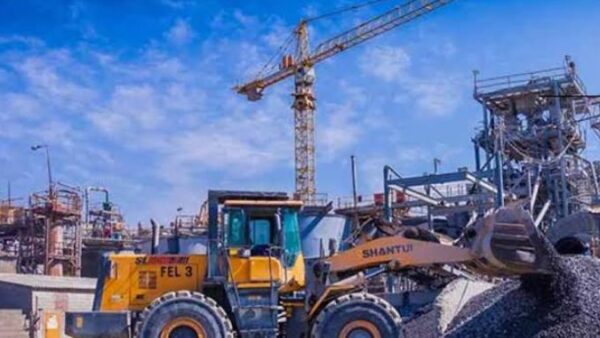 Sandawana Mine hires firms to build 53km tarred road