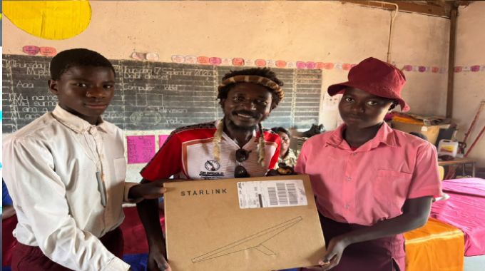 Walking so that our mother tongues can live . . . Dr Gasolo’s latest journey puts minority languages on spotlight