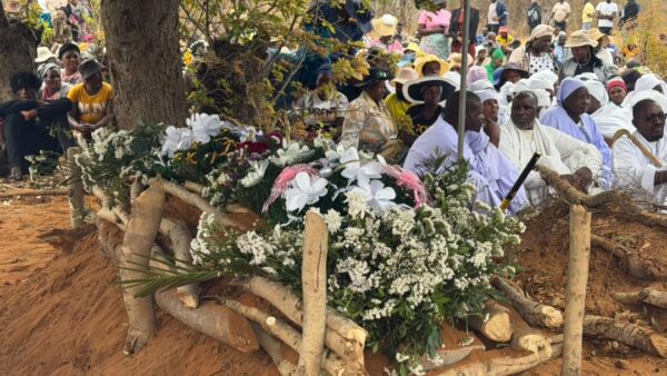 WATCH: Farewell Magagula! Hundreds give befitting send-off to Sanelisiwe
