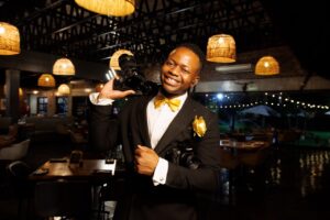 Dziruni celebrates 100th photography award