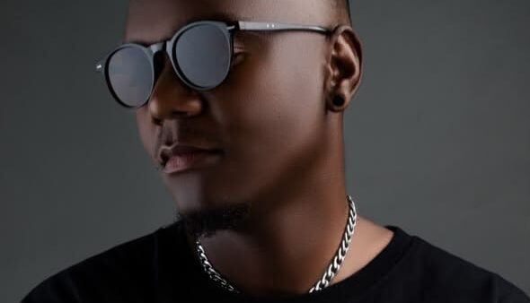 Raaz Mahlazi celebrates mothers’ sacrifices in new single