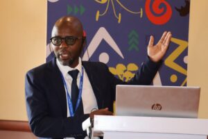 Zimbabwe develops barns cutting tobacco curing fuel by 78 percent
