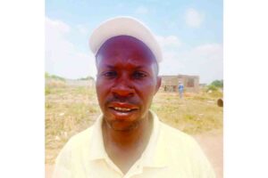 EX-MACHESO DANCER FALLS ON HARD TIMES, BEGS TO RETURN