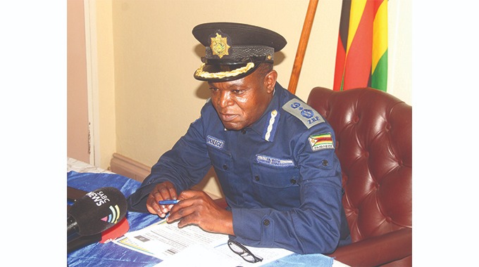 Baba votsagwa nenyaya yekubata chibharo mwanasikana wavo