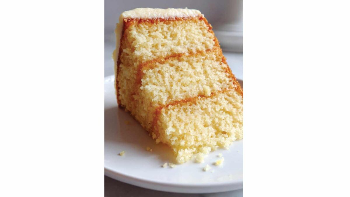 Fluffy vanilla cake