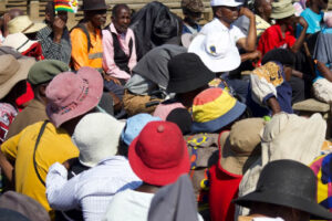 3 000 SA returnees received in Bulawayo . . .  Committee begins home visits