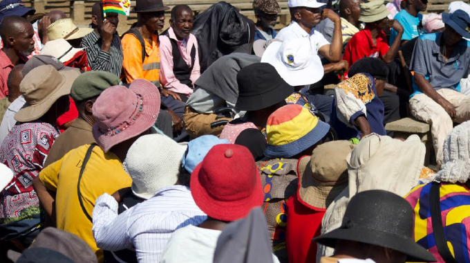 3 000 SA returnees received in Bulawayo . . .  Committee begins home visits