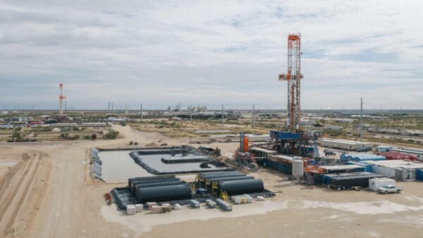 Oil edges higher as Hormuz ship attacks threaten crude shipments