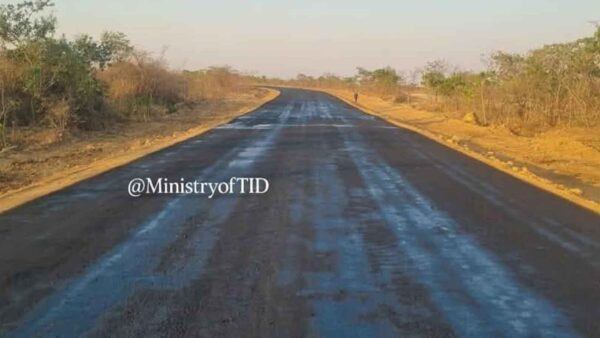 Headlands-Chiendambuya-Mayo Road upgrade progressing with 6km stretch completed