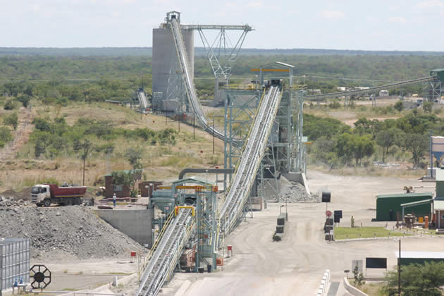 There is speculation that continued unrest at South African platinum mines will ultimately force investors to expand local operations