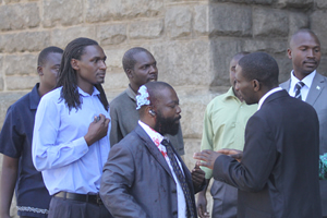Violence mars Parly opening