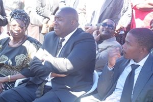 Mukonoweshuro laid to rest