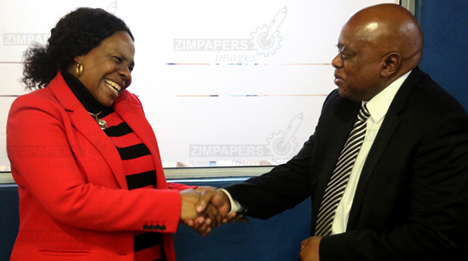 Kudos for outgoing Zimpapers board