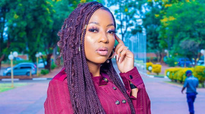 Style Icon Zim Awards preps on course