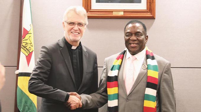 ED meets Rotary, Lutheran delegations
