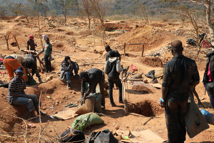 Forex shortages hit small miners