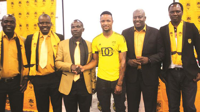 MANICA DIAMONDS UNVEIL JAURE
