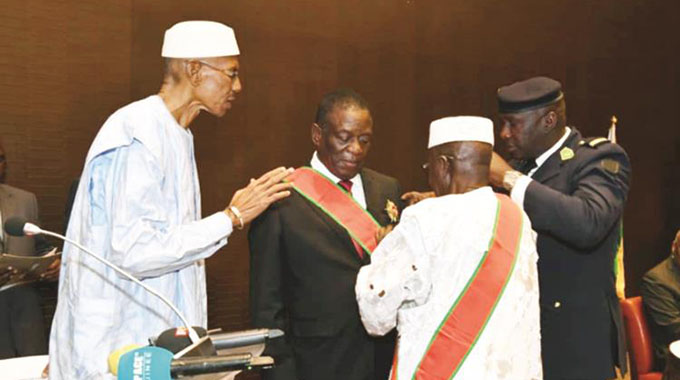 Guinea honours ED