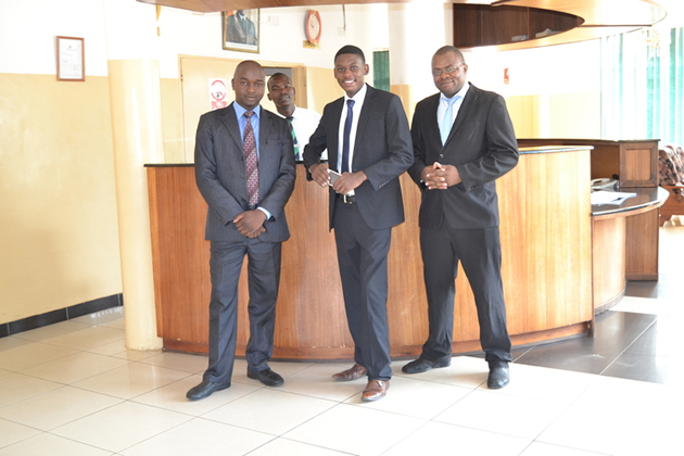 Gregory Kadzura (centre) flanked by Gerald Rongai and Clive Nkala
