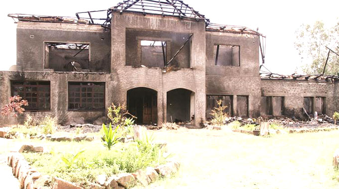 Fire guts ZDF officer’s house