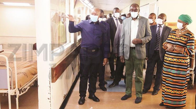 Mohadi reassures frontline workers