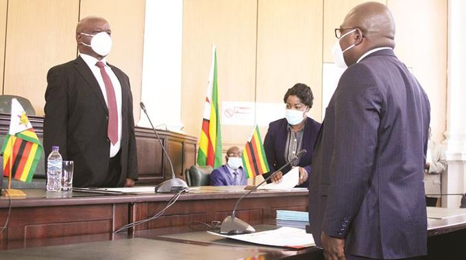 8 JSC commissioners sworn in