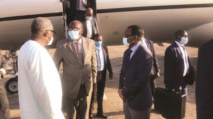 Zim seeks deeper relations with Guinea