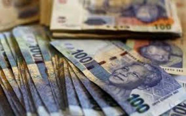 Govt must lead in rand pricing