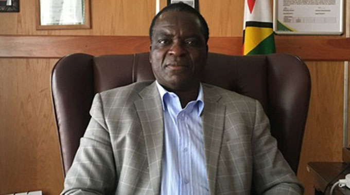 Traffic safety embarks on highway fencing