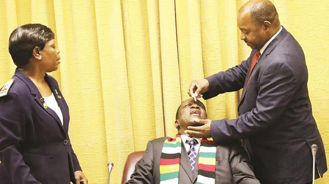 ED, ministers vaccinated