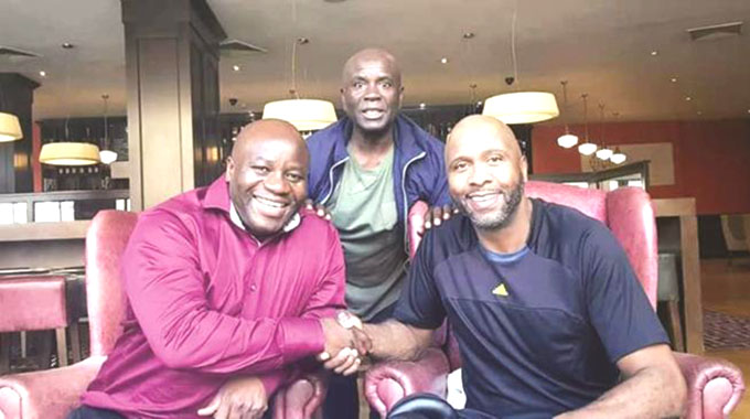 Dzapasi rescues African players