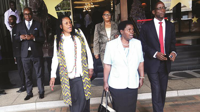 Parties welcome Mbeki’s gesture