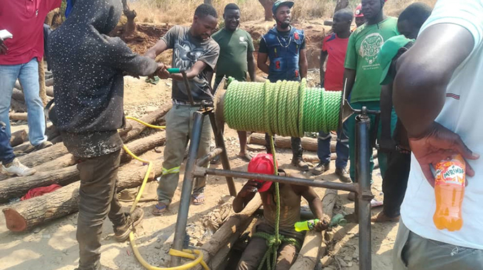 5 trapped mine workers: Relatives fearful, but optimistic