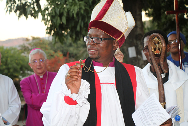 Fresh fighting rocks Anglicans
