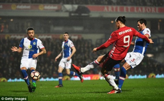 Zlatan Ibrahimovic of Manchester United scores their second goal following a Paul Pogba pass