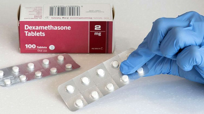 Dexamethasone nekurapa Covid