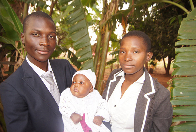 Constable Phiri, his wife Rumbidzai Portia and their child