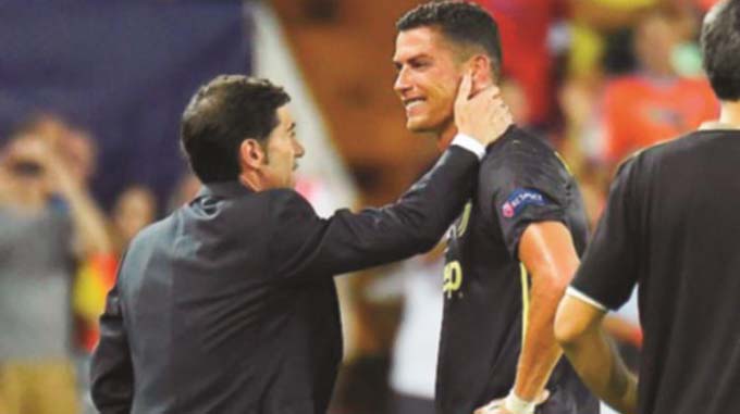 Ronaldo sent off in Spain
