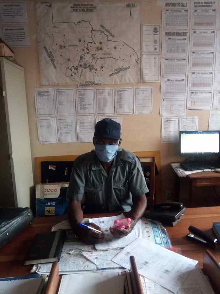 Akadyiwa negarwe