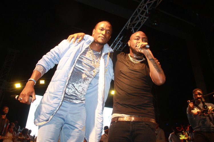 Davido excites Harare with energetic performance