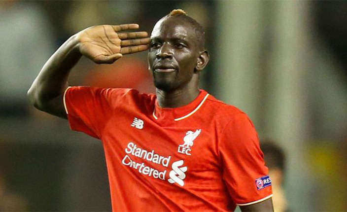 Sakho obatira hana mumawoko
