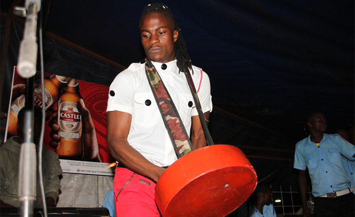 Andy Muridzo fails to pay studio