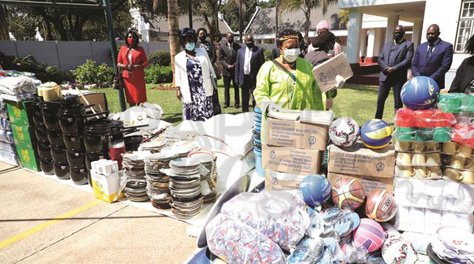 Help children off streets, says First Lady