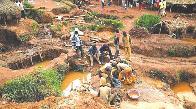 JUST IN: 1 000 illegal miners arrested