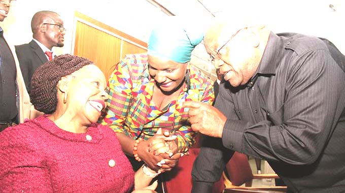 Be patriotic, Govt implores Zimpapers