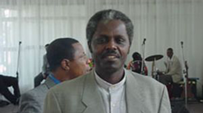 African diplomats back sanctions fight